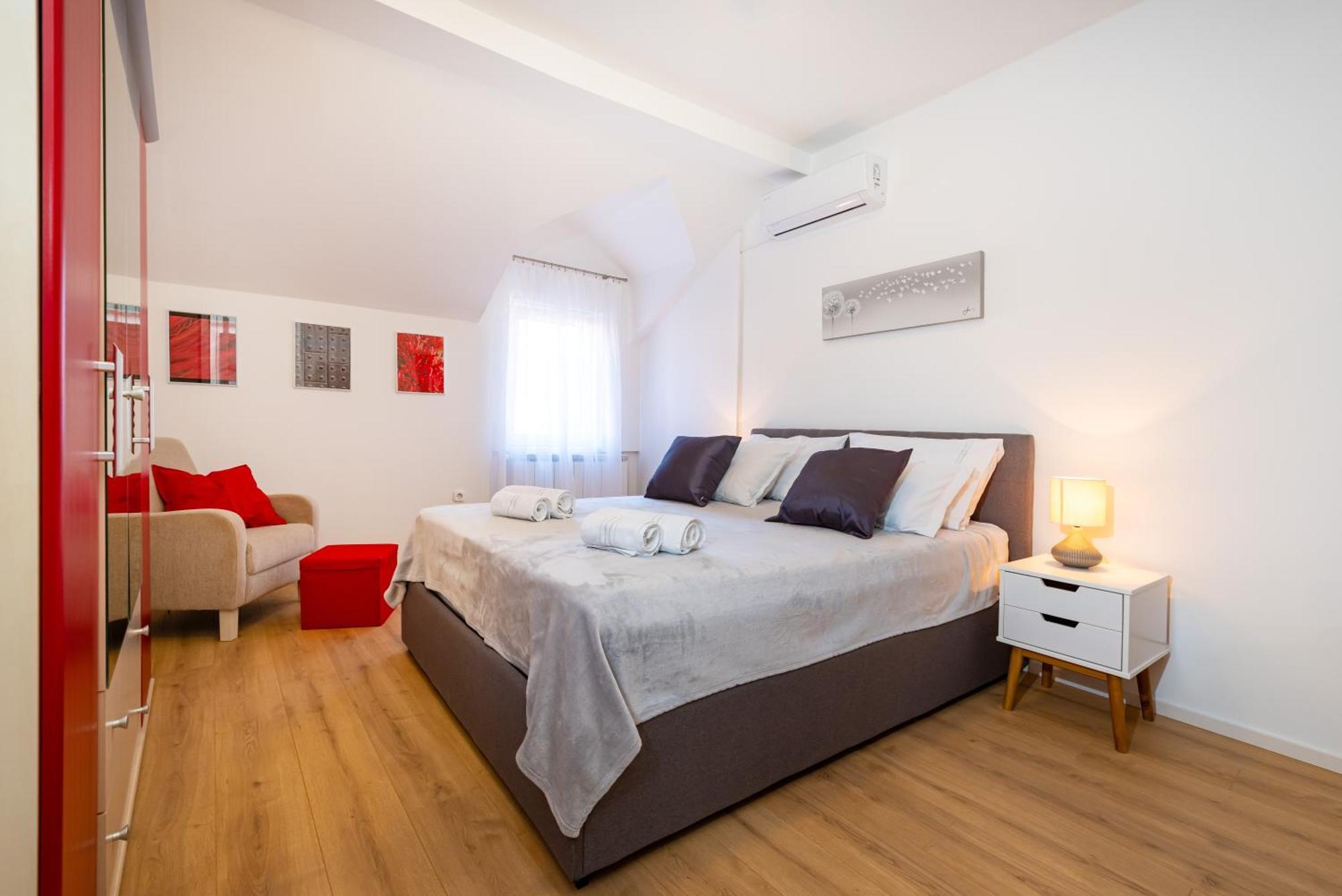 Mediterranean Terrace Apartment With Bikes & Sup Skradin Eksteriør bilde